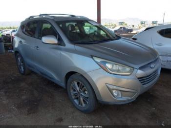  Salvage Hyundai TUCSON