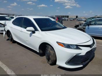  Salvage Toyota Camry