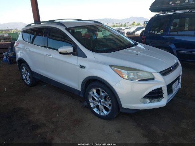  Salvage Ford Escape