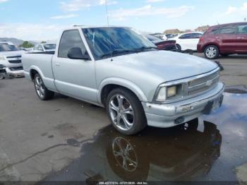  Salvage Chevrolet S-10