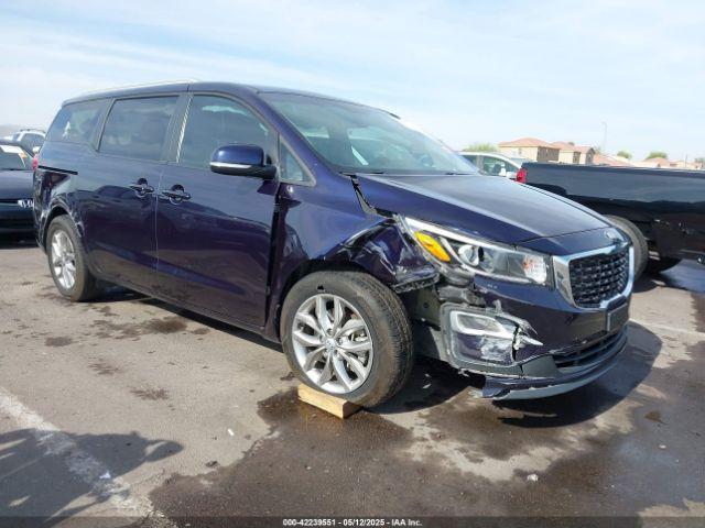  Salvage Kia Sedona