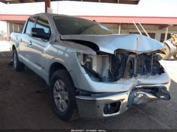 Salvage Nissan Titan