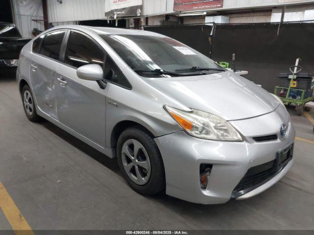 Salvage Toyota Prius