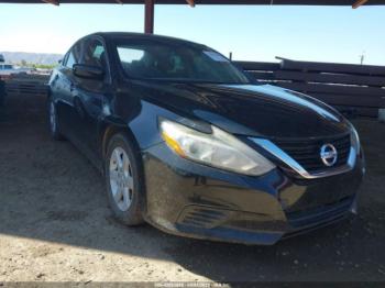  Salvage Nissan Altima