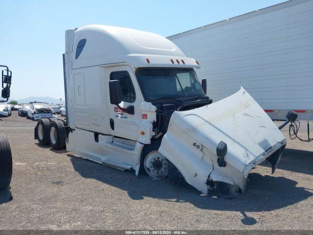  Salvage Freightliner Cascadia 125