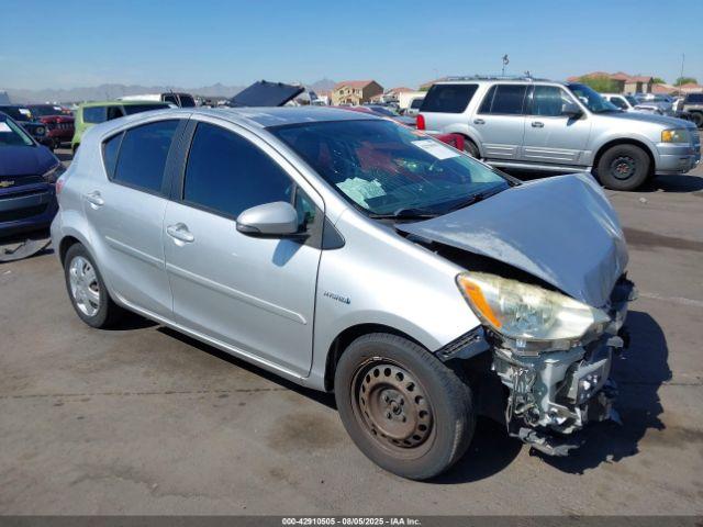  Salvage Toyota Prius c