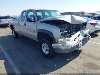  Salvage Chevrolet Silverado 2500