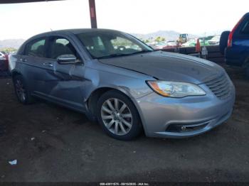 Salvage Chrysler 200