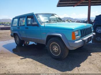 Salvage Jeep Cherokee