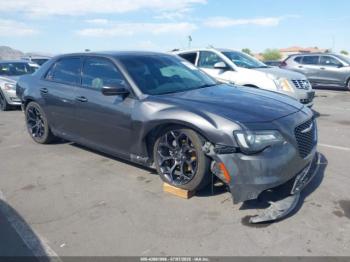  Salvage Chrysler 300