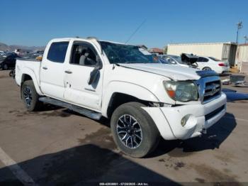  Salvage Toyota Tacoma