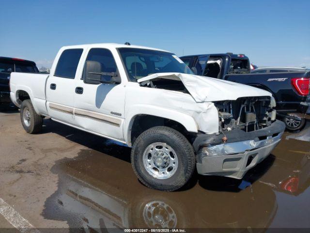  Salvage Chevrolet Silverado 2500
