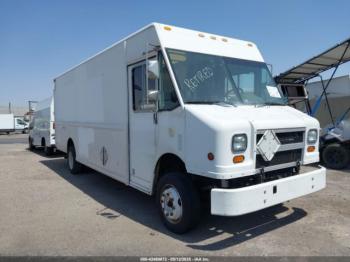  Salvage Freightliner Chassis