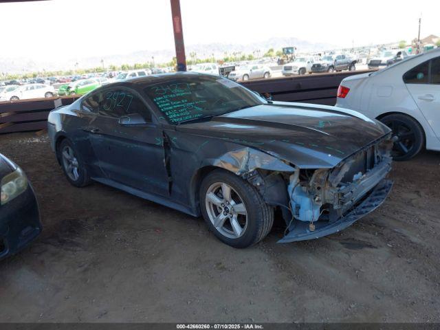  Salvage Ford Mustang