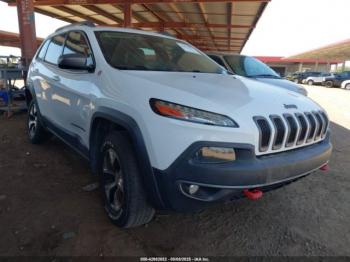  Salvage Jeep Cherokee