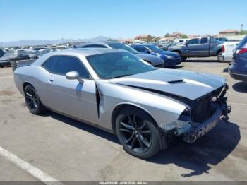  Salvage Dodge Challenger