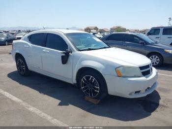  Salvage Dodge Avenger