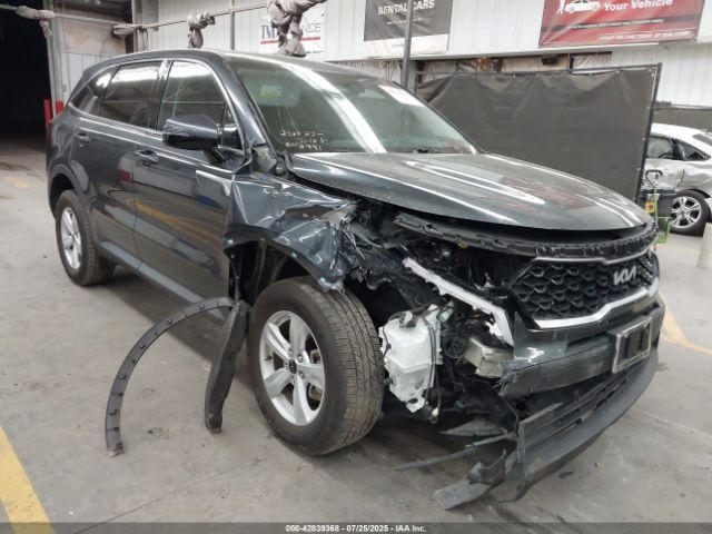  Salvage Kia Sorento