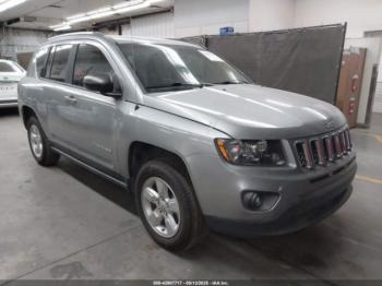  Salvage Jeep Compass