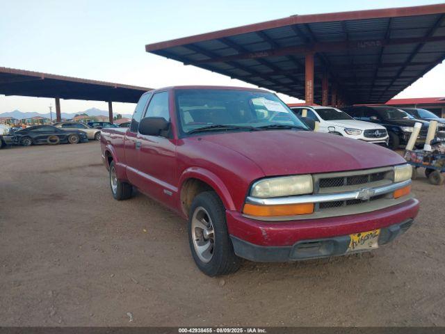  Salvage Chevrolet S-10