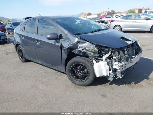  Salvage Toyota Prius