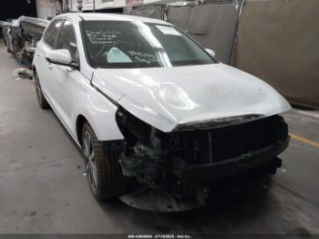  Salvage Hyundai ELANTRA