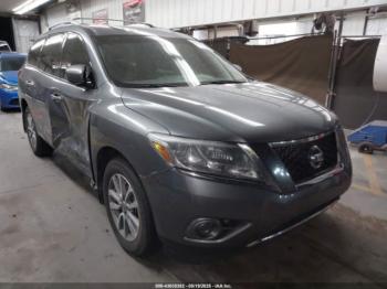  Salvage Nissan Pathfinder