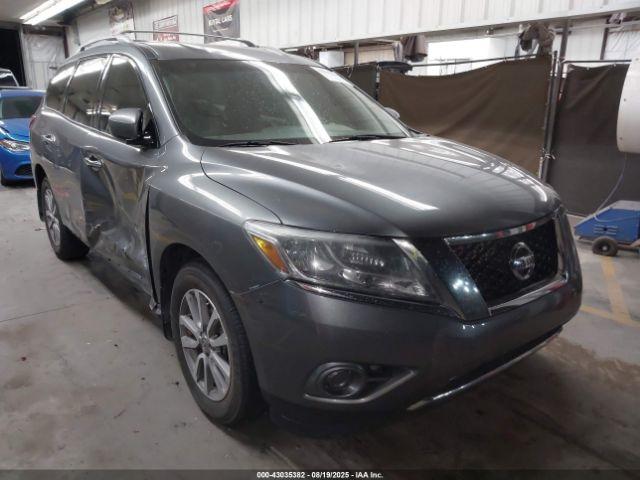  Salvage Nissan Pathfinder
