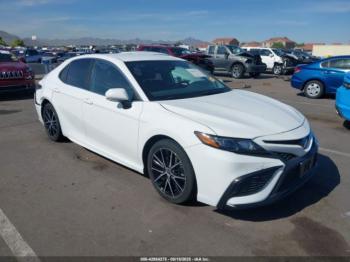  Salvage Toyota Camry
