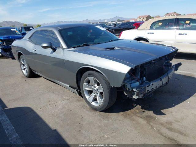  Salvage Dodge Challenger