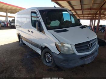  Salvage Mercedes-Benz Sprinter 2500