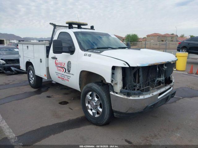  Salvage Chevrolet Silverado 2500