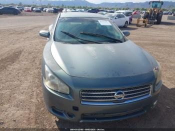  Salvage Nissan Maxima