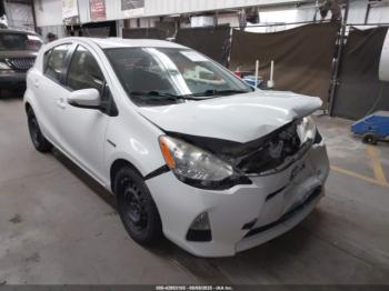  Salvage Toyota Prius c