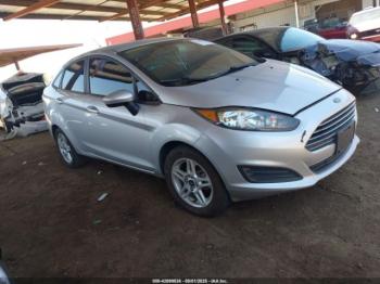  Salvage Ford Fiesta