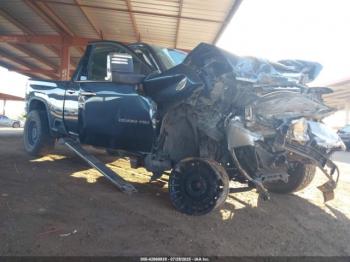  Salvage Chevrolet Silverado 2500
