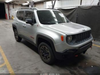  Salvage Jeep Renegade