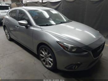 Salvage Mazda Mazda3