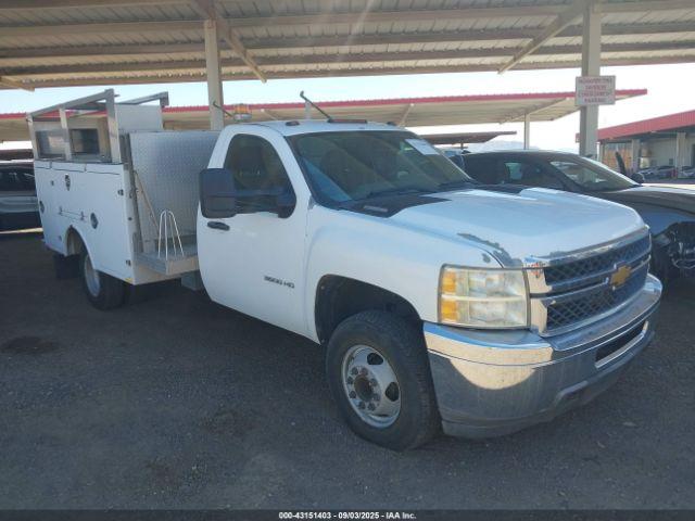  Salvage Chevrolet Silverado 3500