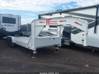  Salvage Httl Trailer