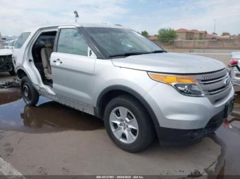  Salvage Ford Explorer