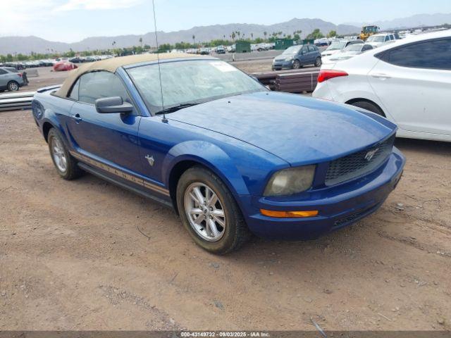  Salvage Ford Mustang