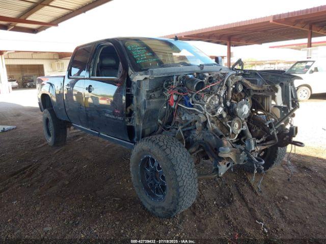 Salvage GMC Sierra 2500