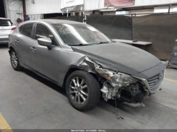  Salvage Mazda Mazda3