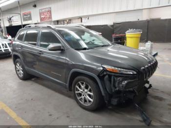  Salvage Jeep Cherokee