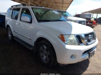  Salvage Nissan Pathfinder