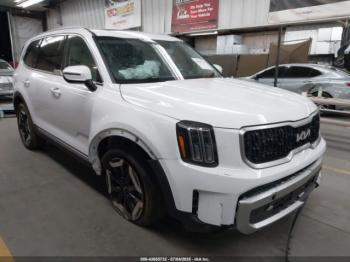  Salvage Kia Telluride