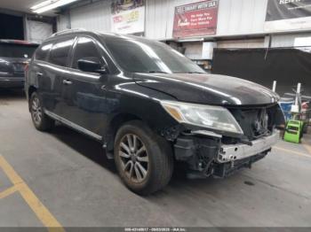  Salvage Nissan Pathfinder