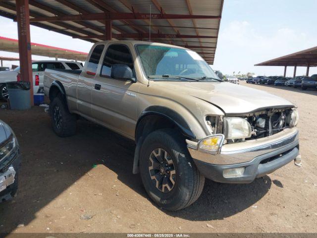  Salvage Toyota Tacoma