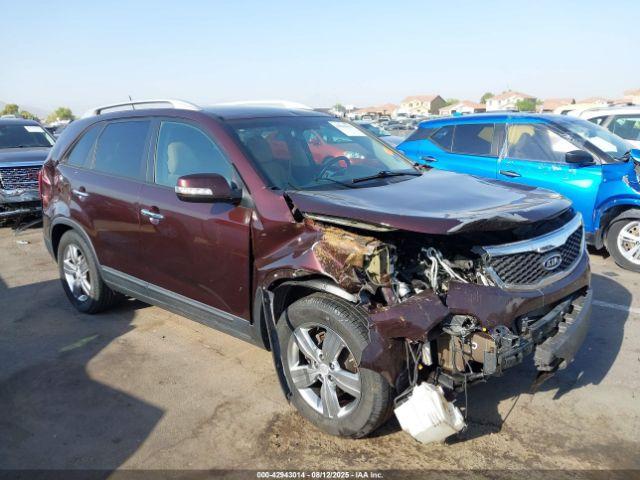  Salvage Kia Sorento